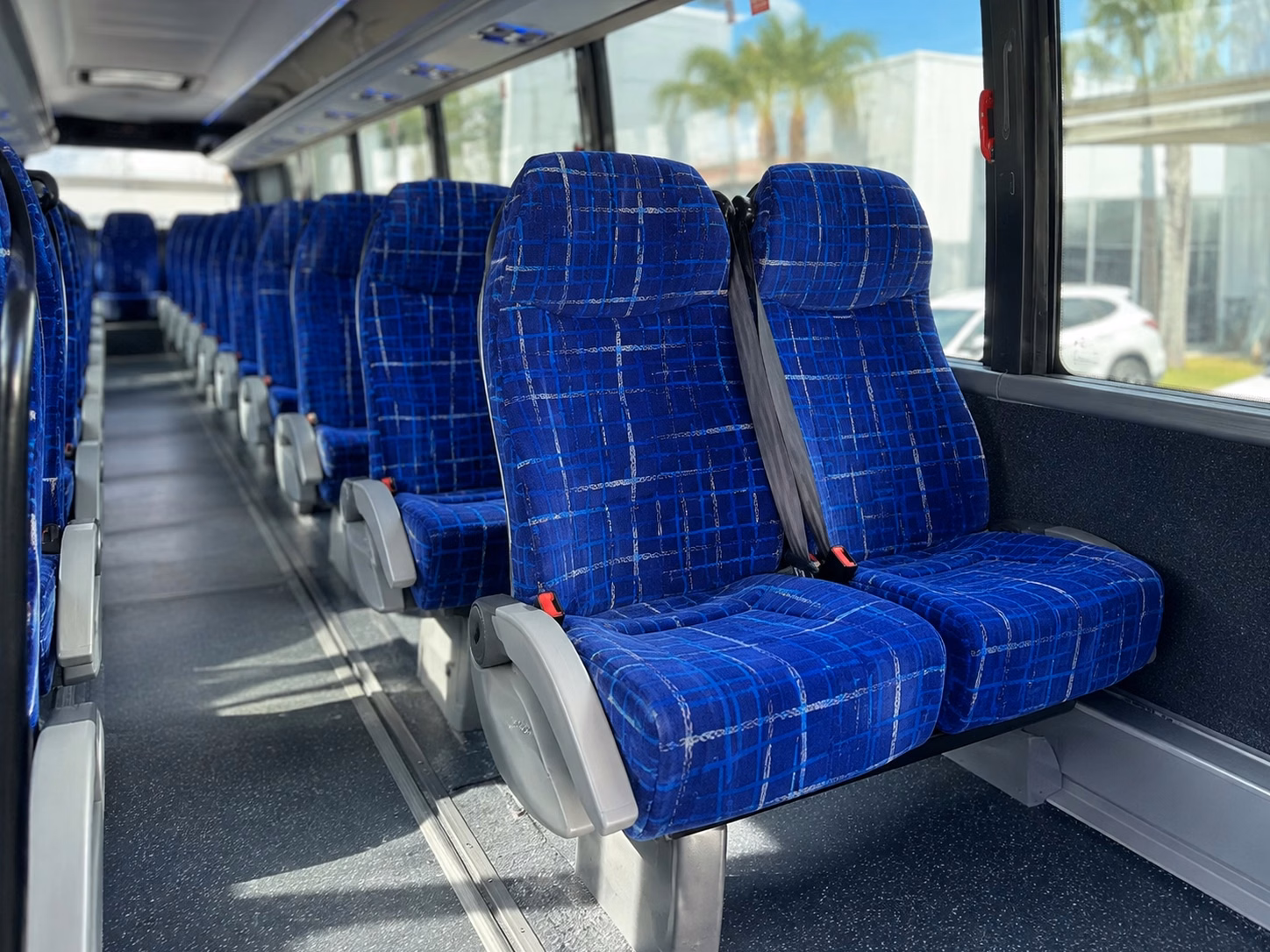 airport shuttle bus rentals for wedding guests flying into reno tahoe international airport